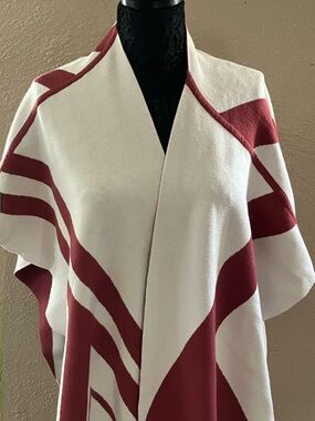 Attitudes by Renee Cream and Burgundy Reversible Wrap